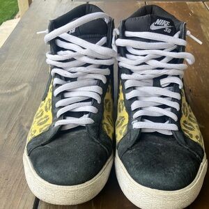 Nike Sb Blaer Kisses